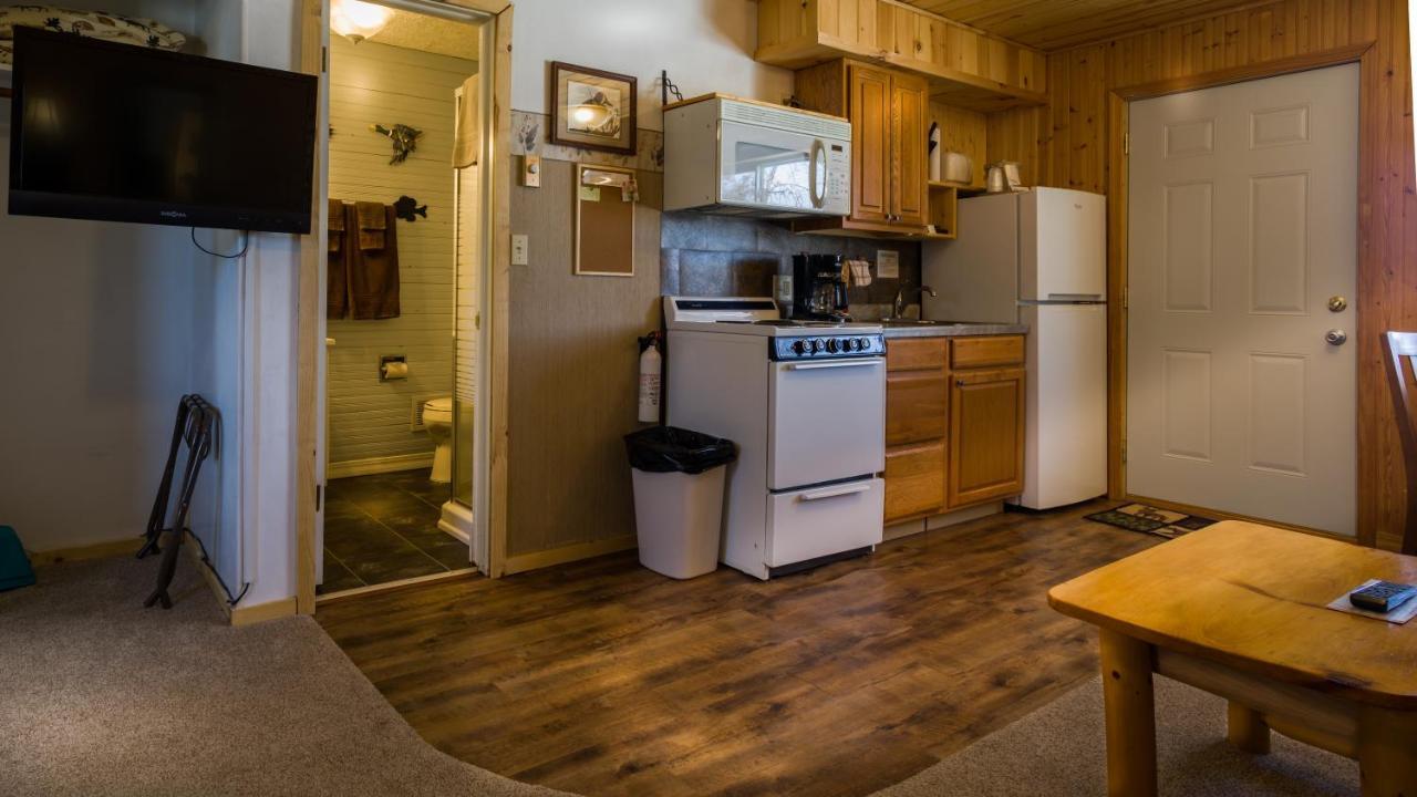 Curriers Lakeview Lodge Rice Lake Habitación foto